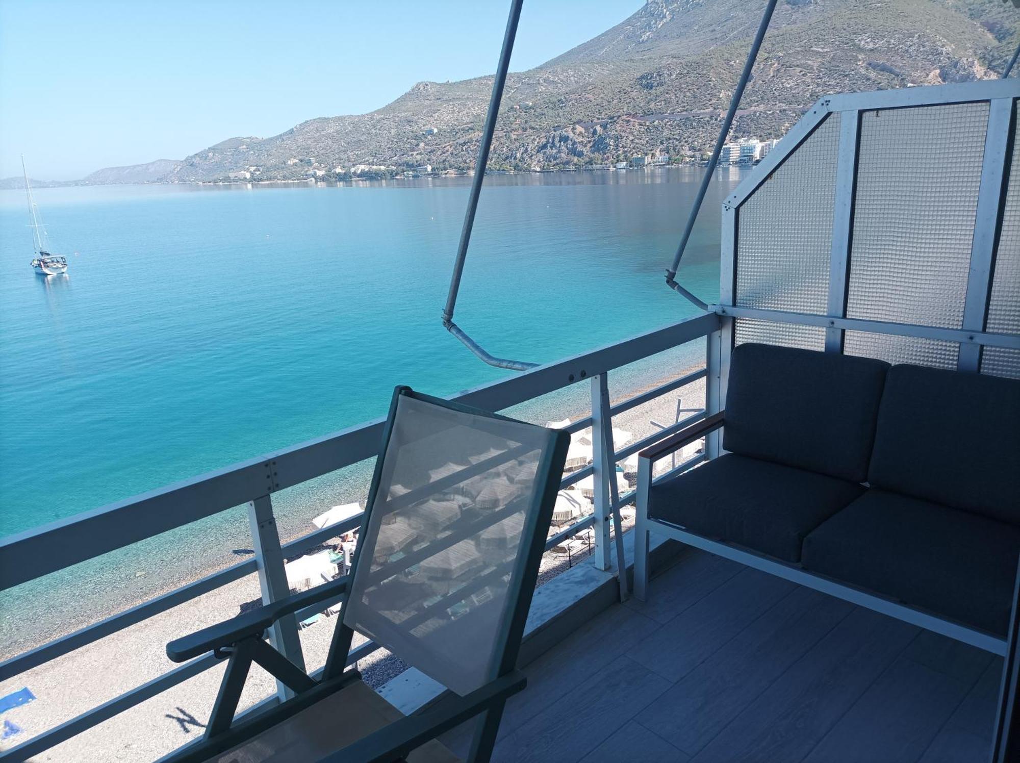 Blue Bliss Apartment Loutraki  Exterior photo